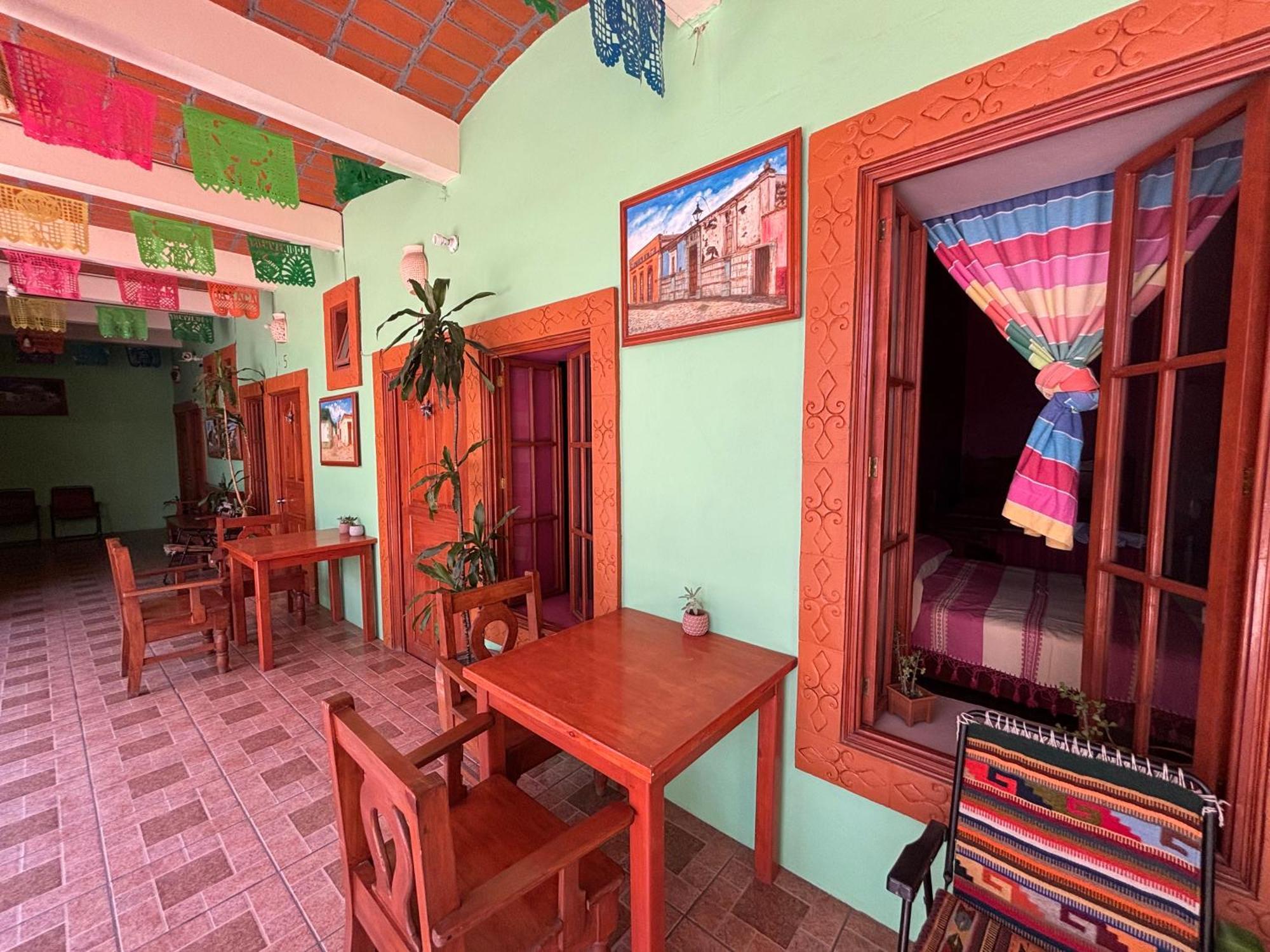 Hotel Posada "Mi Rosita" Oaxaca Bagian luar foto